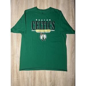 Boston Celtics NBA Official Green Vintage Size Medium TShirt Size M
